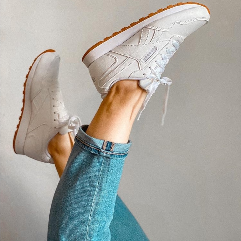 Reeboks - Picture 12 of 12